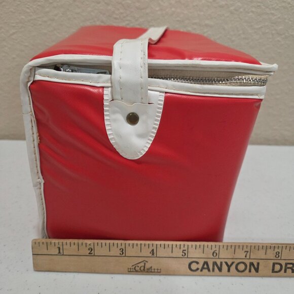 Coca Cola Vintage Lunch Bag Zippered Red Cooler Vinyl - Picture 13 of 14
